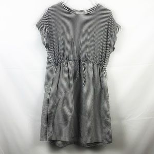 {NEW YORK & CO} Dress Size Medium